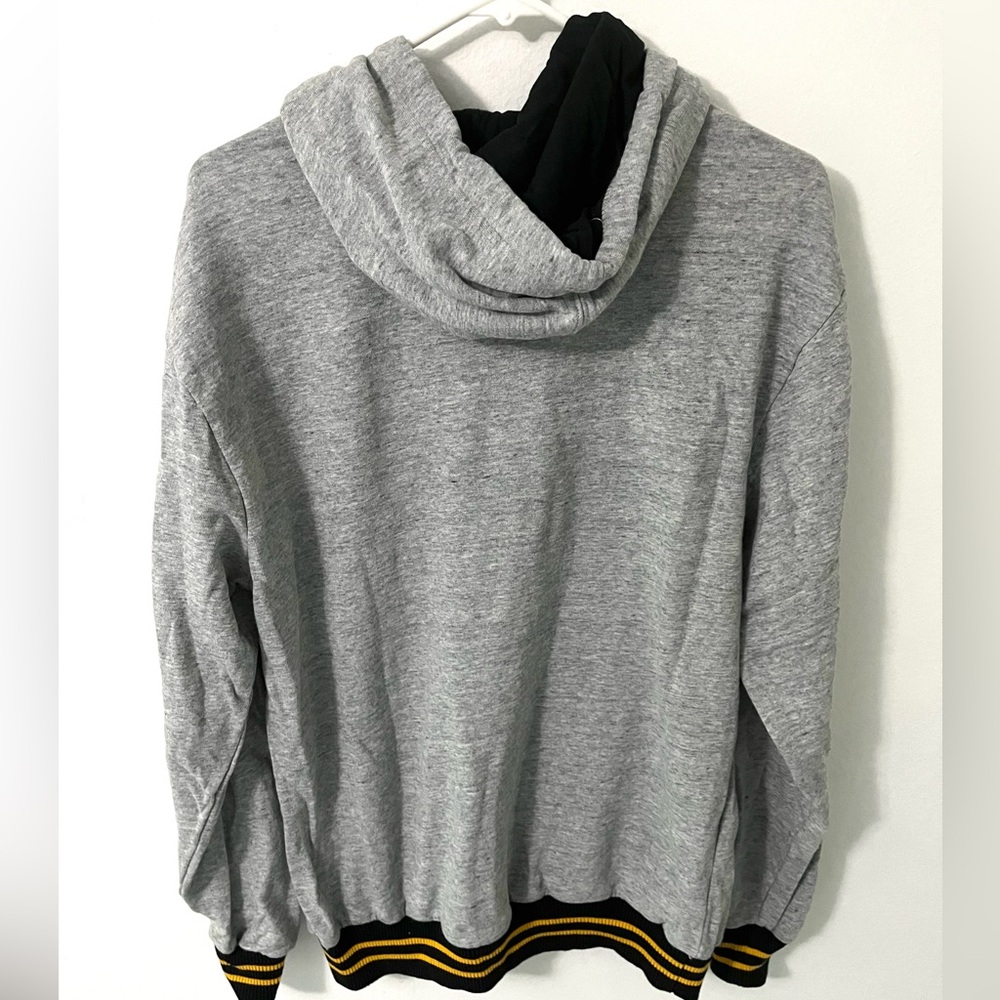 Mitchell & Ness Cooperstown Collection Pittsburgh Pirates Hoodie, Size: Medium - Picture 2 of 10